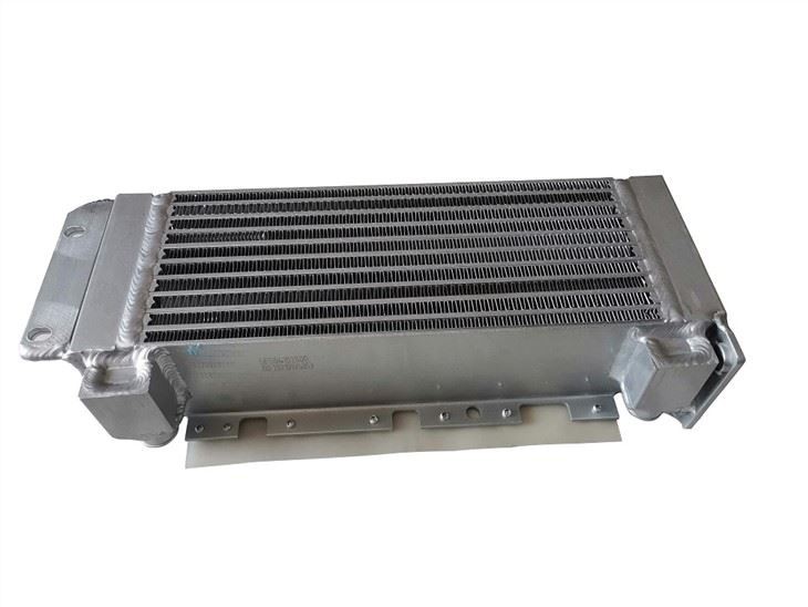 Deutz BF4L2011 انجن آئل کولر باکس